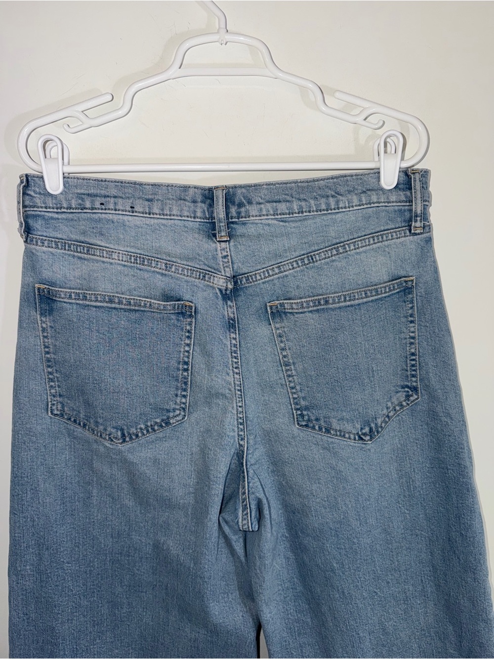 GAP High Rise Wide-Leg Crop Jeans | Gap SIZE 32 - Picture 11 of 15